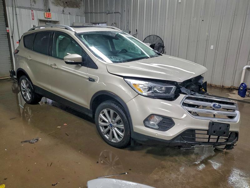 Photo 4 from auction – 2018 FORD ESCAPE TIT with VIN 1FMCU9J97JUC05436