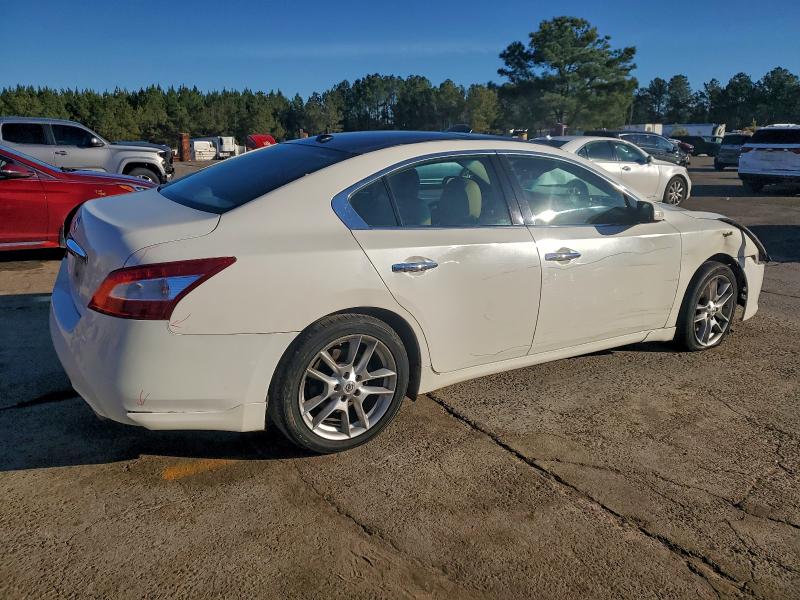 Photo 3 from auction – 2011 NISSAN MAXIMA S with VIN 1N4AA5AP0BC837297