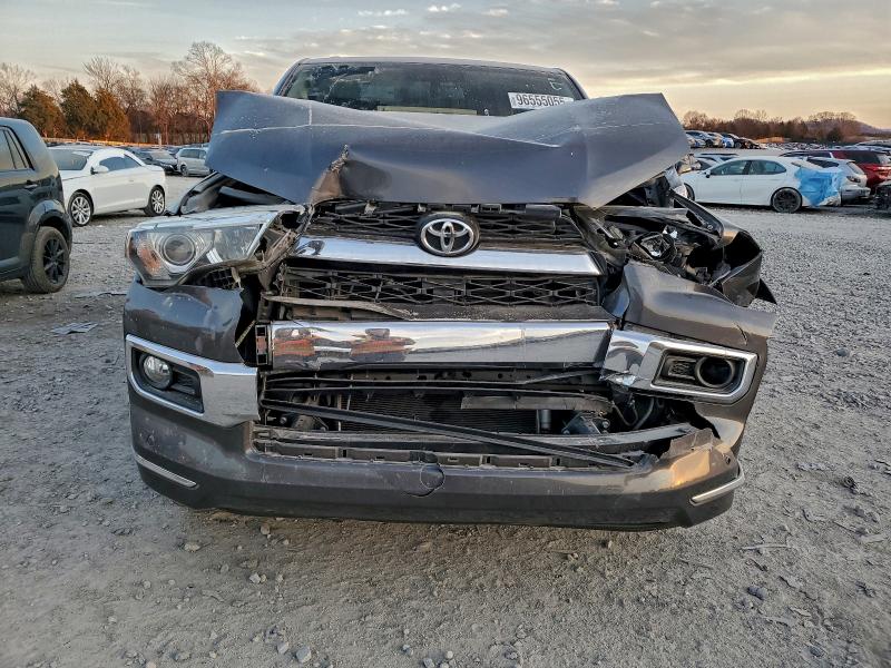 Photo 5 from auction – 2016 TOYOTA 4RUNNER with VIN JTEBU5JR0G5390968