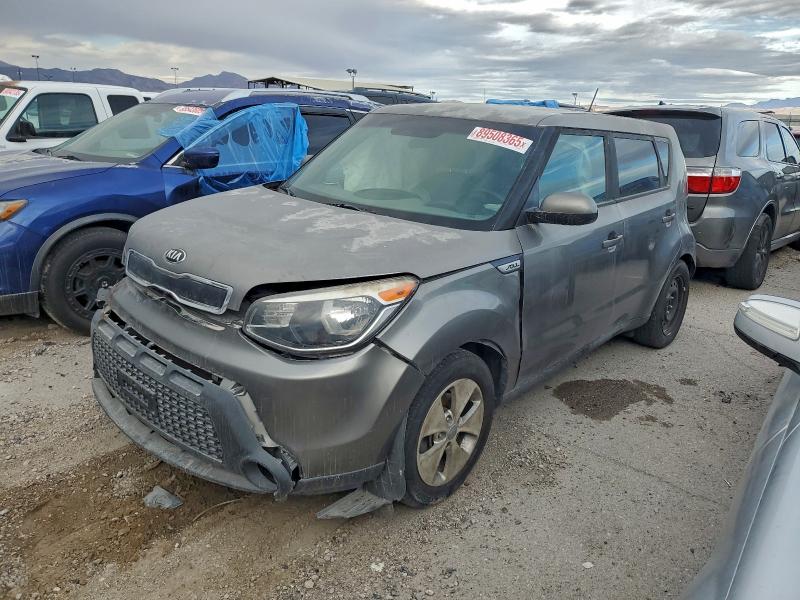 KIA SOUL 2016 with VIN KNDJN2A28G7391272 - Photo from auction