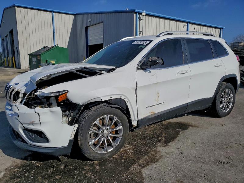 JEEP CHEROKEE L 2019 with VIN 1C4PJLLB5KD204069 - Photo from auction