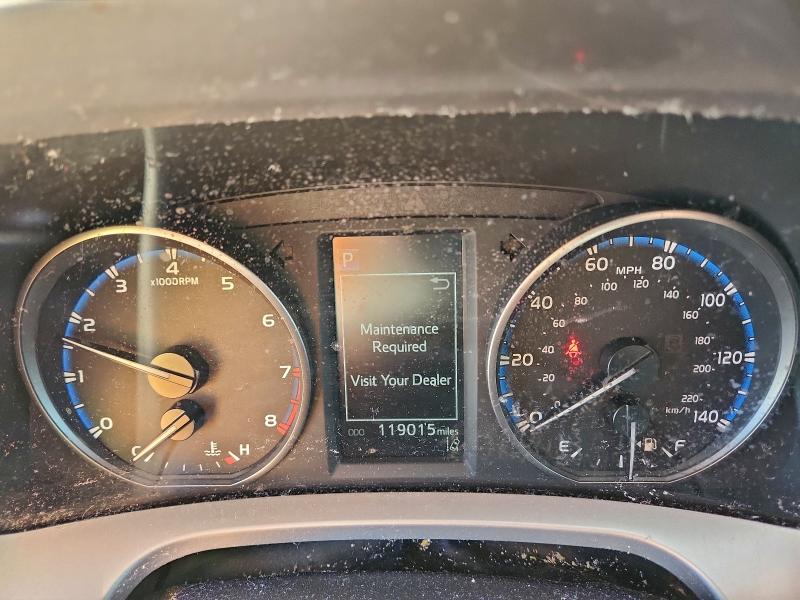 Photo 9 from auction – 2017 TOYOTA RAV4 LE with VIN JTMZFREV4HJ129086