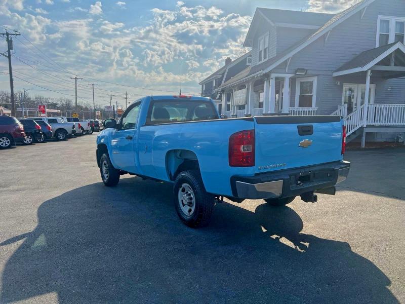 Photo 3 from auction – 2008 CHEVROLET SILVERADO with VIN 1GCHK24628E191572