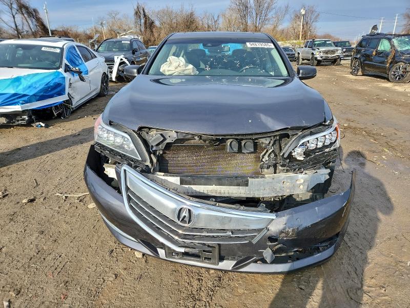 Photo 5 from auction – 2014 ACURA RLX with VIN JH4KC1F35EC002368