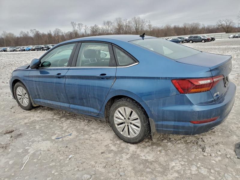 Photo 2 from auction – 2019 VOLKSWAGEN JETTA S with VIN 3VWC57BU2KM023641