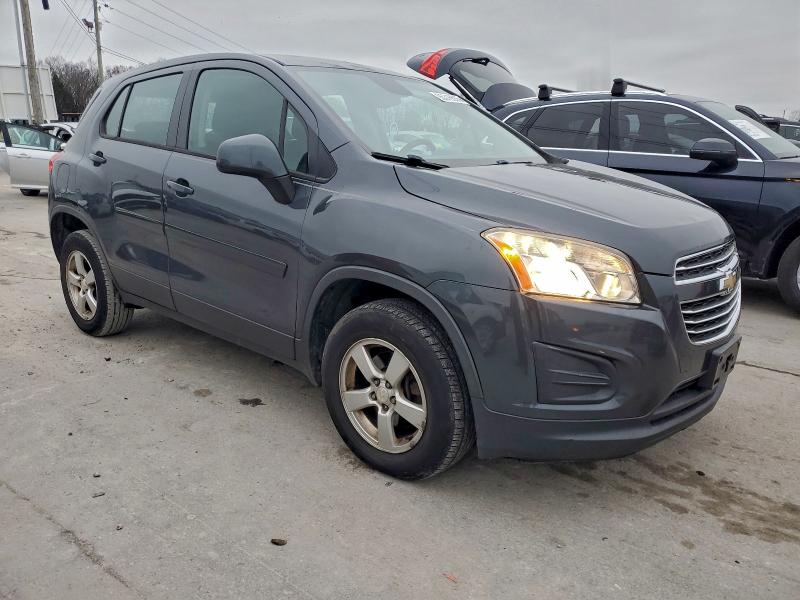 Photo 4 from auction – 2016 CHEVROLET TRAX LS with VIN 3GNCJNSB2GL119209