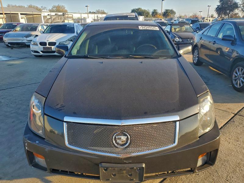 Photo 5 from auction – 2005 CADILLAC CTS HI FEA with VIN 1G6DP567750147540