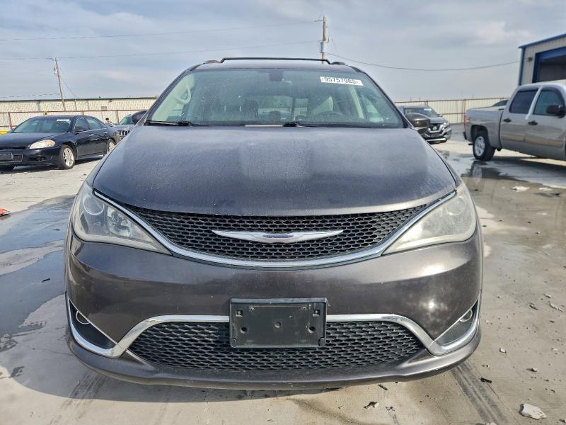 Photo 5 from auction – 2017 CHRYSLER PACIFICA T with VIN 2C4RC1EG0HR578725