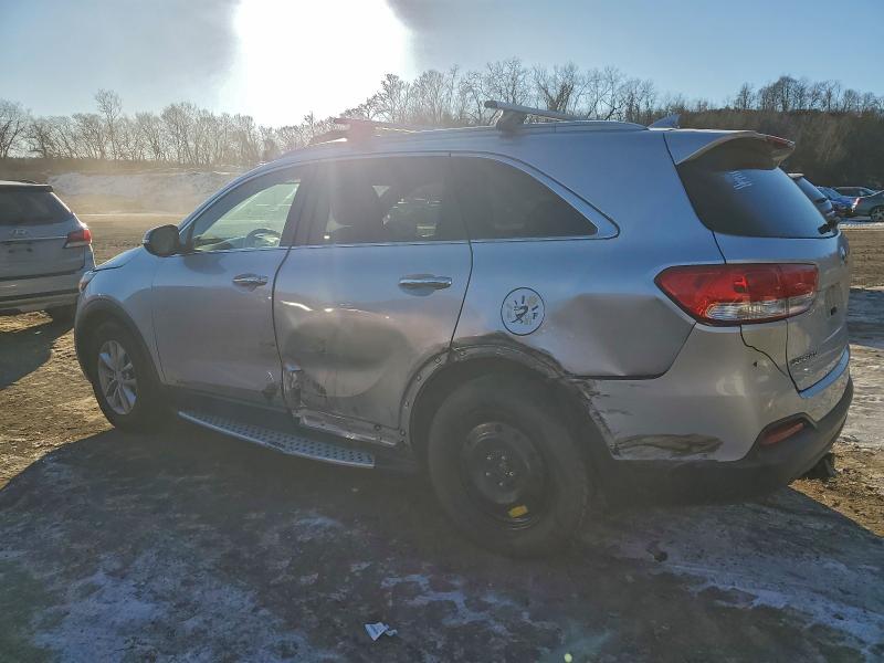 Photo 2 from auction – 2016 KIA SORENTO LX with VIN 5XYPGDA57GG109541