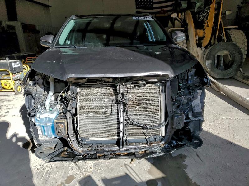 Photo 5 from auction – 2018 TOYOTA HIGHLANDER with VIN 5TDJZRFHXJS525688