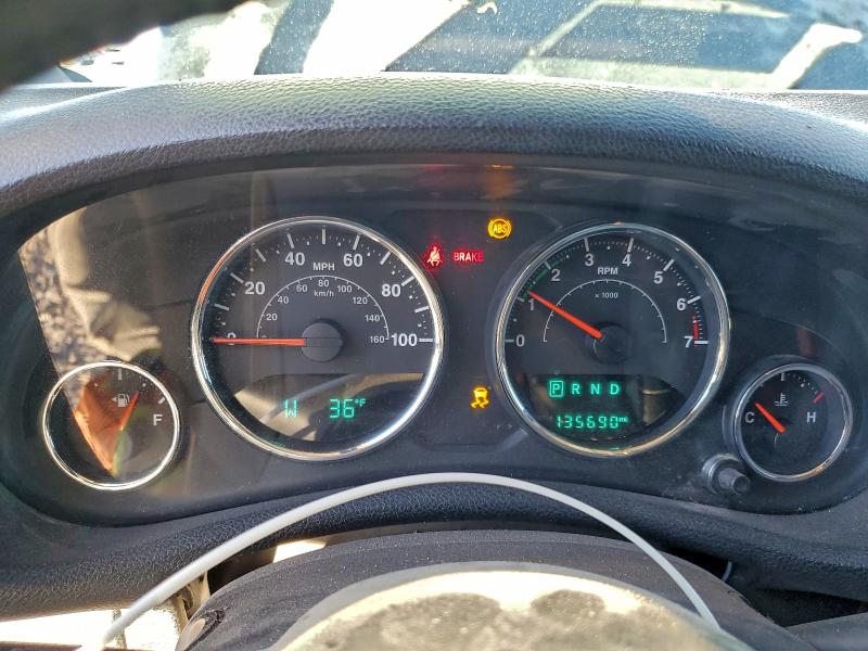 Photo 9 from auction – 2015 JEEP WRANGLER U with VIN 1C4HJWDG5FL552918