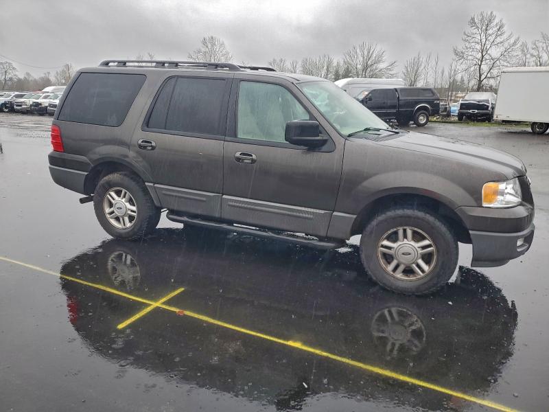 Photo 4 from auction – 2005 FORD EXPEDITION with VIN 1FMPU16545LA52308
