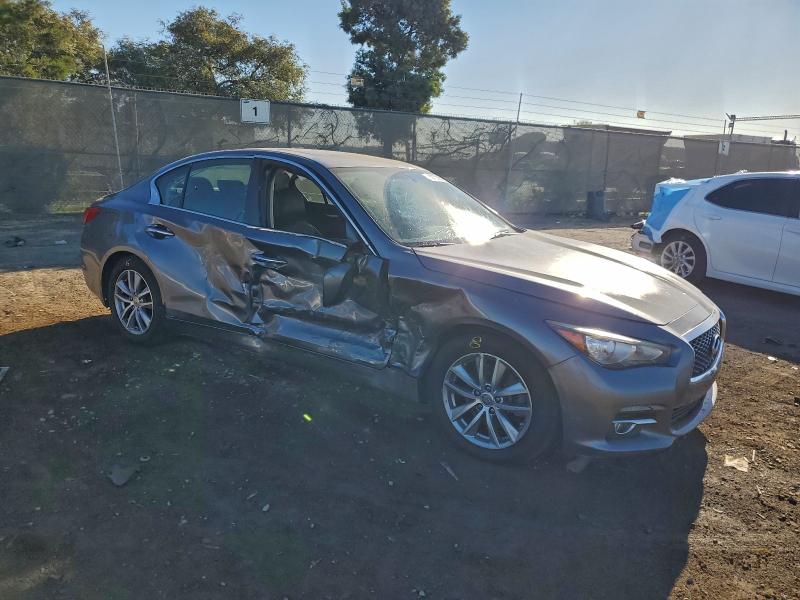 Photo 4 from auction – 2015 INFINITI Q50 BASE with VIN JN1BV7AP5FM352154