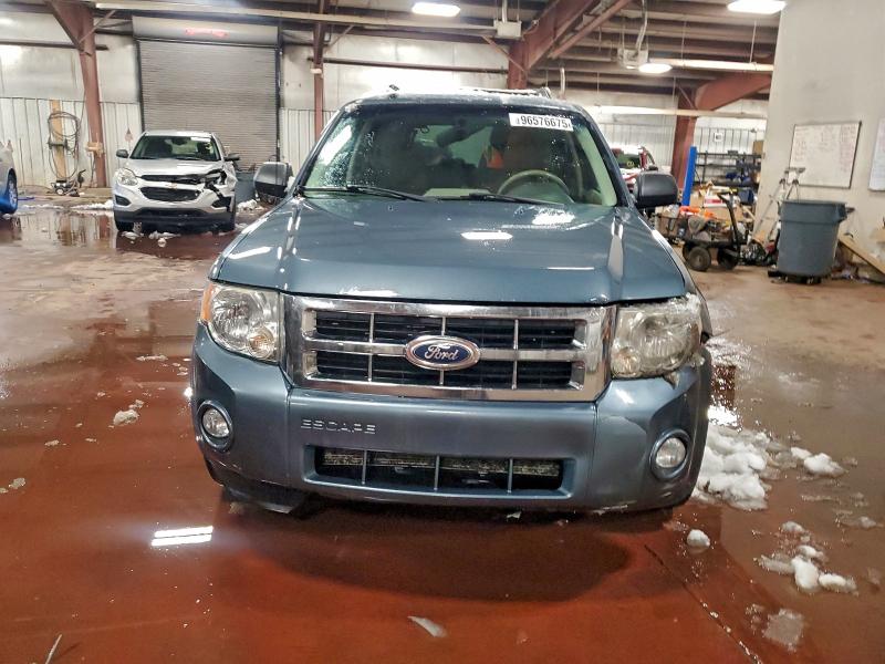 صورة رقم 5 من المزاد - 2010 FORD ESCAPE مع VIN 1FMCU9DG9AKC31283
