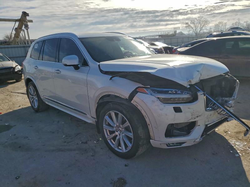 Photo 4 from auction – 2016 VOLVO XC90 T6 with VIN YV4A22PL3G1016964