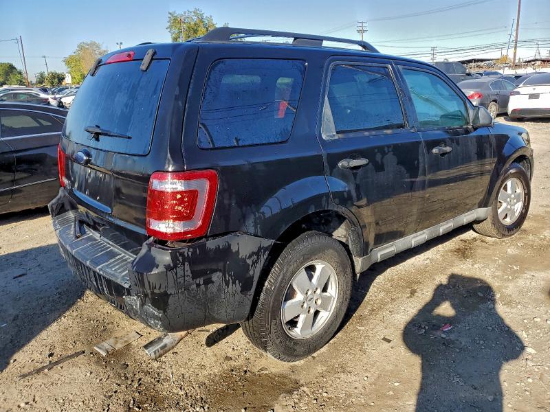 Photo 3 from auction – 2009 FORD ESCAPE XLT with VIN 1FMCU03719KC81572