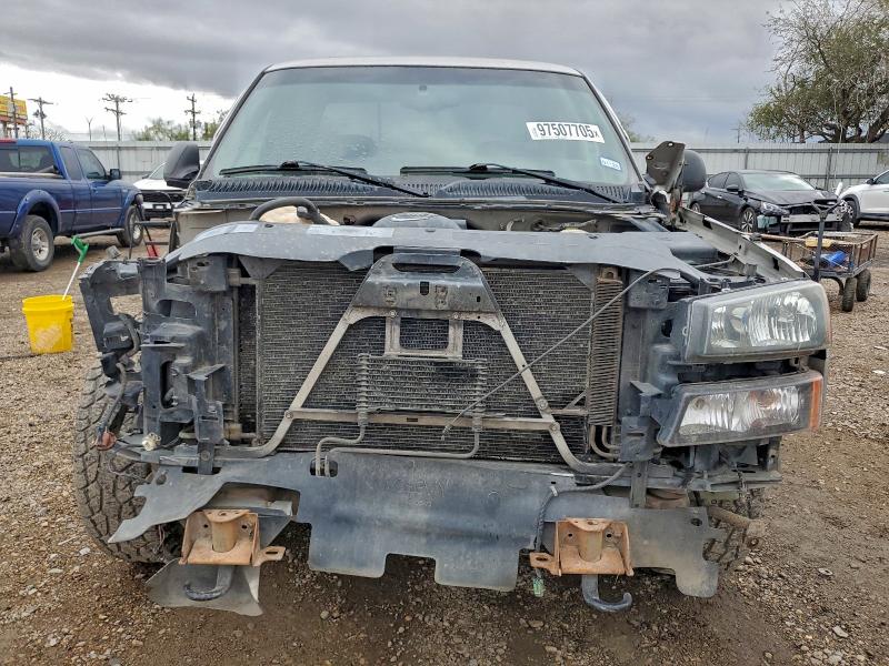 Photo 5 from auction – 2006 CHEVROLET SILVERADO with VIN 2GCEC19T661111357
