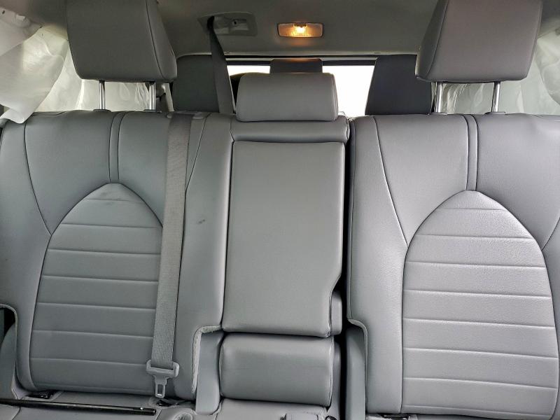 Photo 10 from auction – 2024 TOYOTA HIGHLANDER with VIN 5TDKDRAH6RS529193