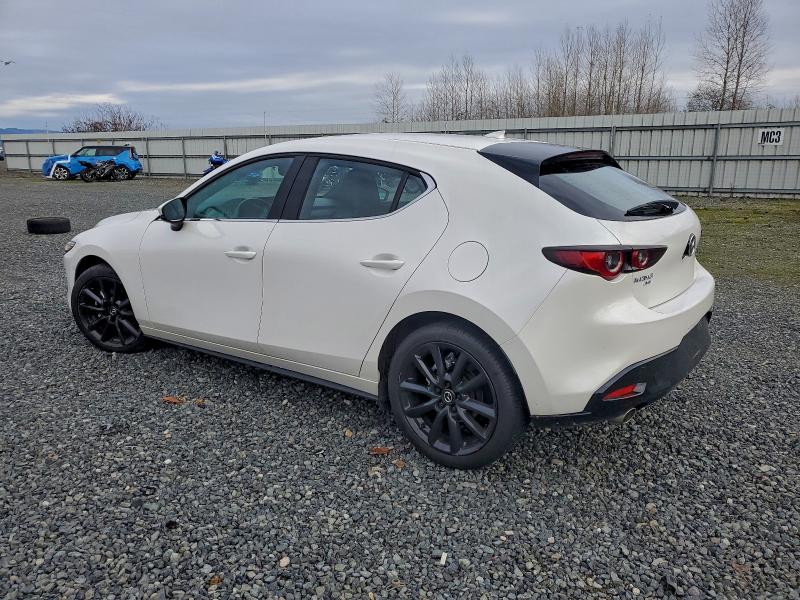 Photo 2 from auction – 2022 MAZDA 3 PREMIUM with VIN JM1BPBMLXN1514556