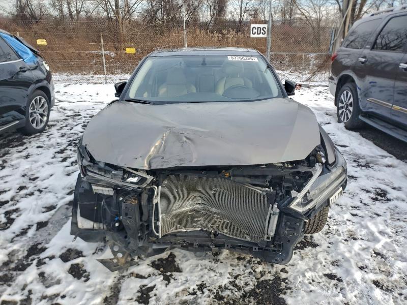 Photo 5 from auction – 2023 NISSAN MAXIMA PLA with VIN 1N4AA6FVXPC511897