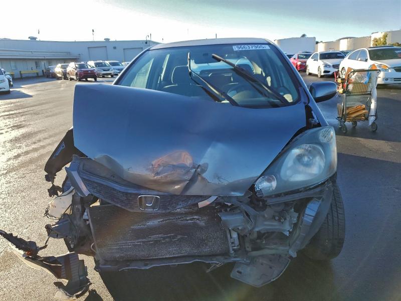 Photo 5 from auction – 2013 HONDA FIT with VIN JHMGE8H33DC075890