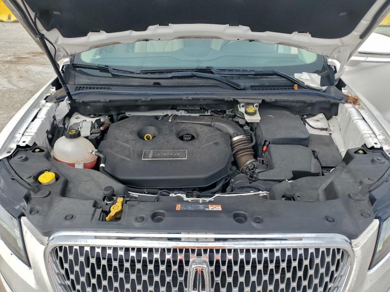 Photo 12 from auction – 2019 LINCOLN MKC RESERV with VIN 5LMCJ3C98KUL46193