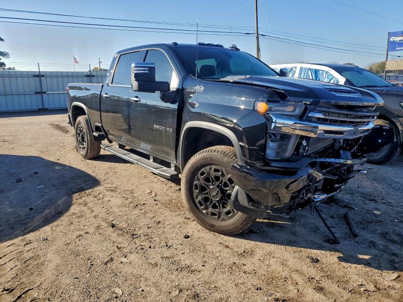 Photo 4 from auction – 2021 CHEVROLET SILVERADO with VIN 1GC4YREY8MF255415