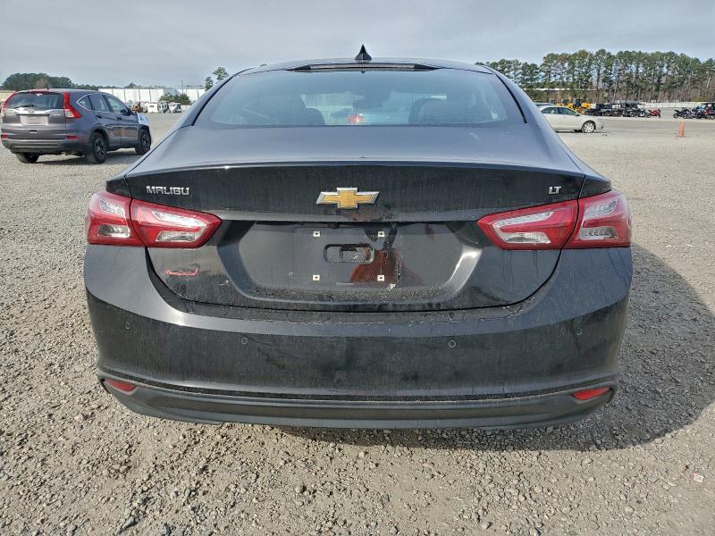 Photo 6 from auction – 2020 CHEVROLET MALIBU LT with VIN 1G1ZD5STXLF060071