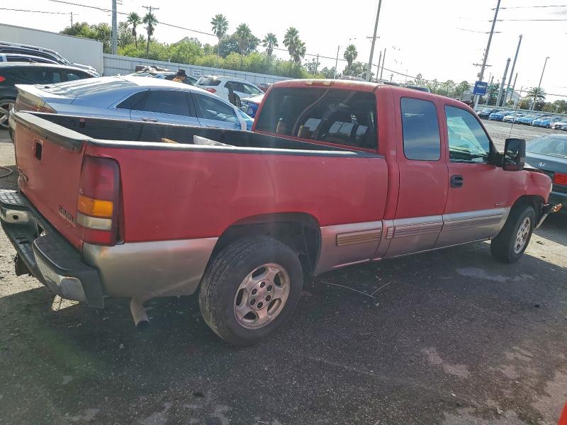 Photo 3 from auction – 2002 CHEVROLET SILVERADO with VIN 2GCEC19V721106700