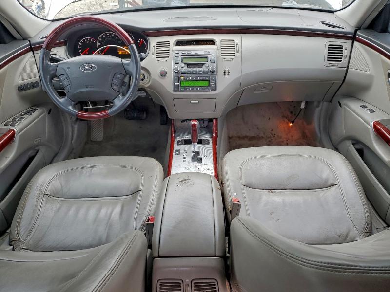 Photo 8 from auction – 2006 HYUNDAI AZERA with VIN KMHFC46F66A127838