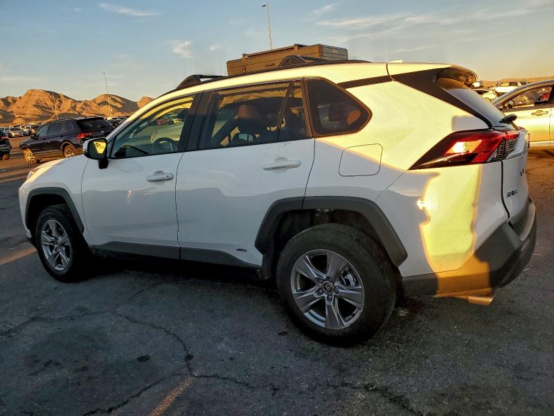 Photo 2 from auction – 2024 TOYOTA RAV4 XLE with VIN JTMRWRFV3RD264624