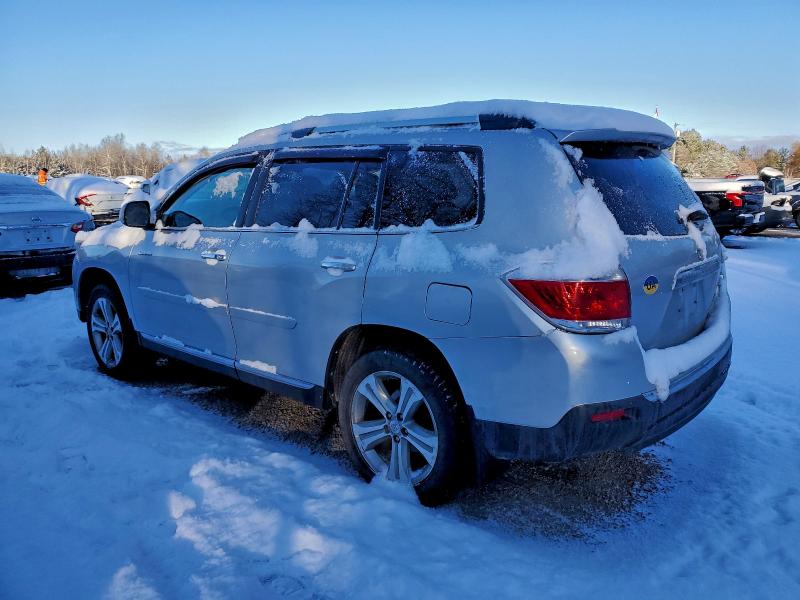Photo 2 from auction – 2012 TOYOTA HIGHLANDER with VIN 5TDDK3EH0CS163681