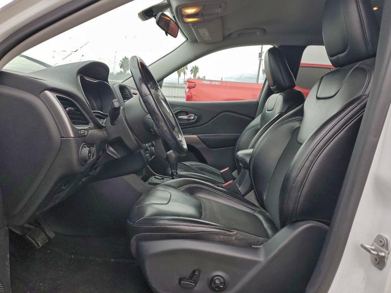 Photo 7 from auction – 2019 JEEP CHEROKEE with VIN 1C4PJLLB6KD420416