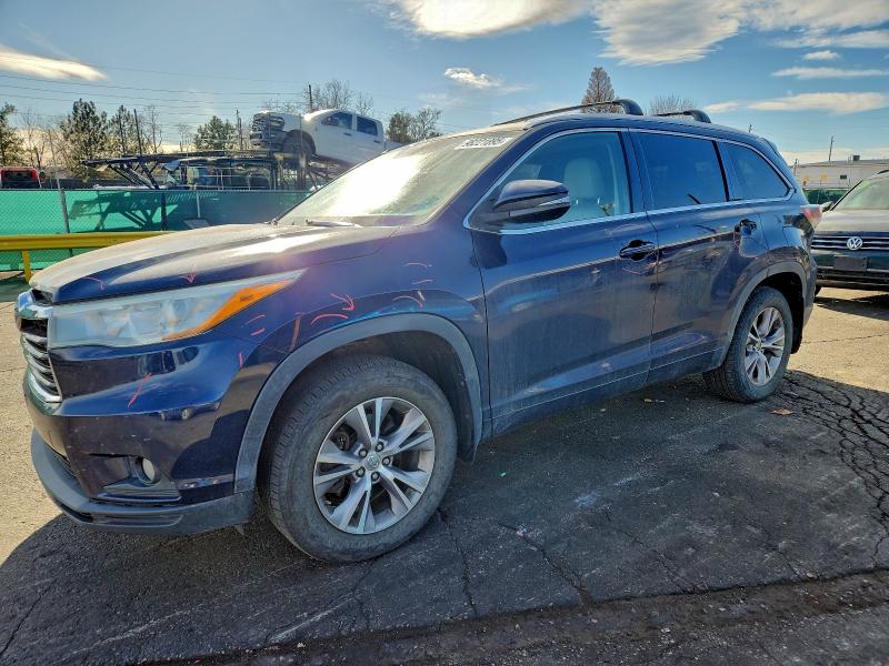 TOYOTA HIGHLANDER 2015 with VIN 5TDJKRFH4FS132054 - Photo from auction