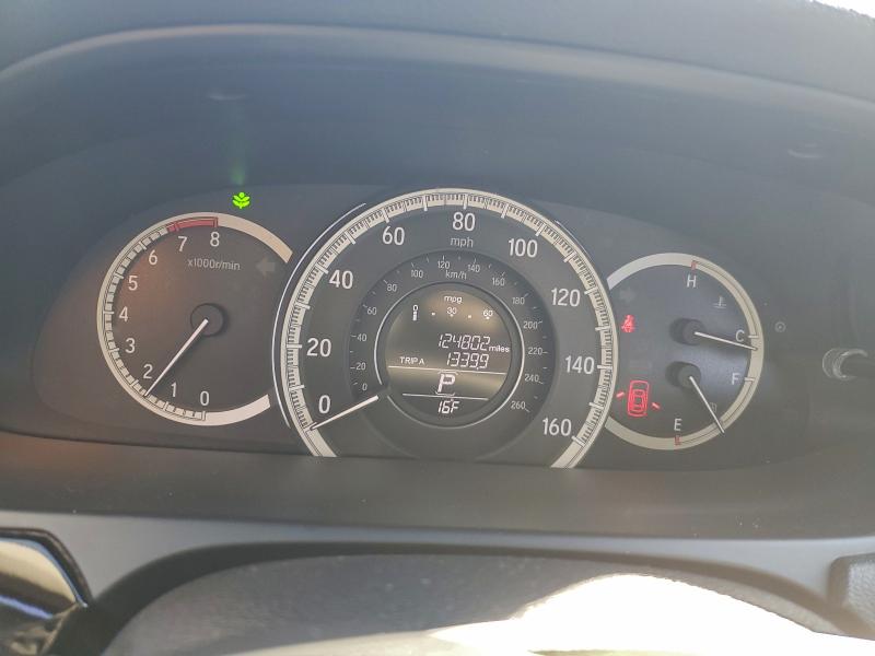 Photo 9 from auction – 2016 HONDA ACCORD with VIN 1HGCR2F30GA071186
