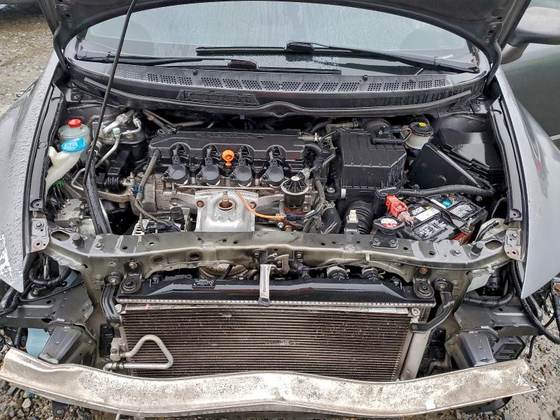 Photo 11 from auction – 2010 HONDA CIVIC EXL with VIN 19XFA1F98AE061544