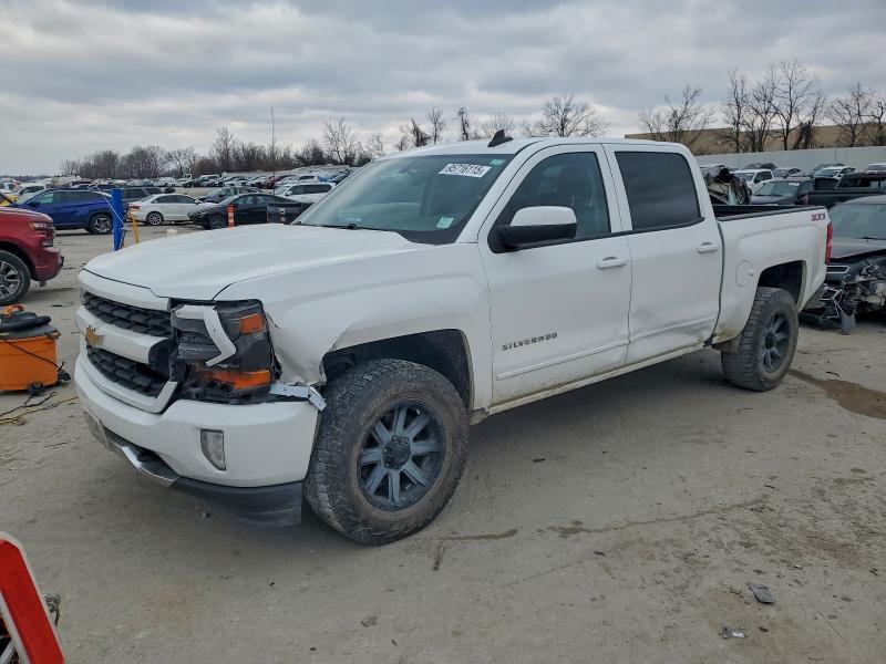 CHEVROLET SILVERADO 2017 with VIN 3GCUKREC0HG144741 - Photo from auction