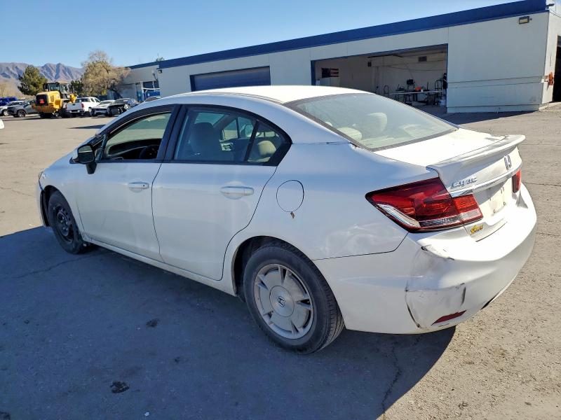 Photo 2 from auction – 2013 HONDA CIVIC HF with VIN 2HGFB2F65DH547960
