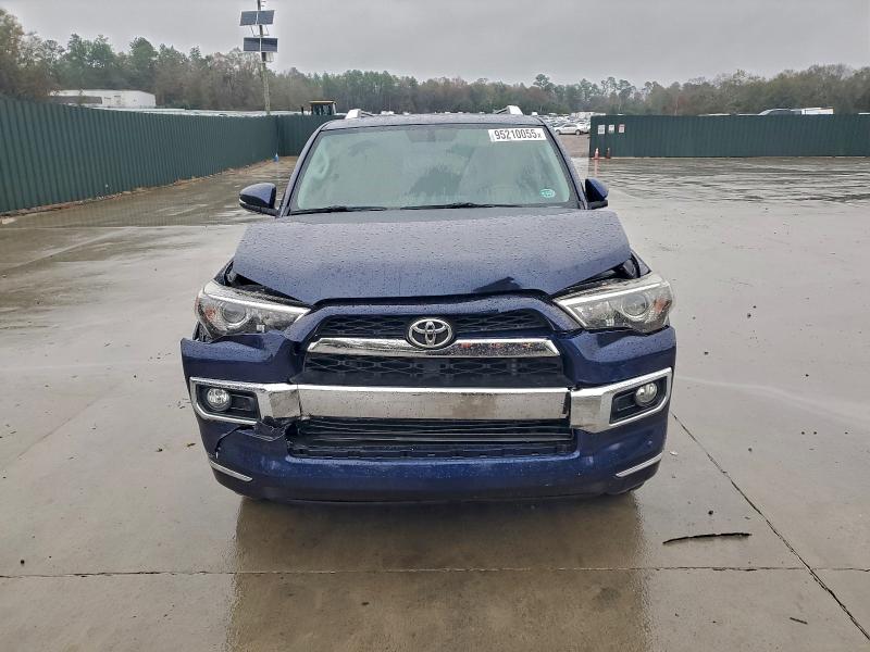 Photo 5 from auction – 2015 TOYOTA 4RUNNER SR with VIN JTEBU5JRXF5253146