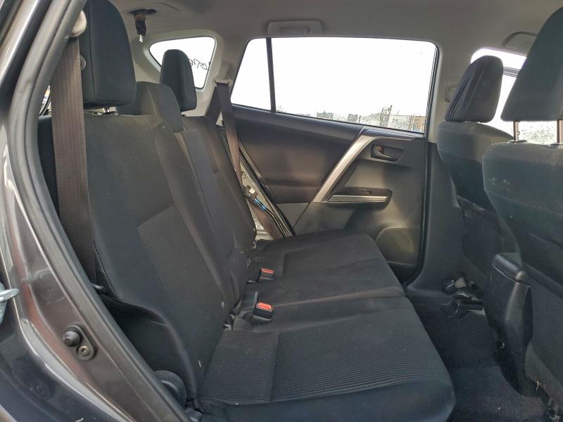 Photo 11 from auction – 2017 TOYOTA RAV4 LE with VIN JTMZFREV1HJ719617