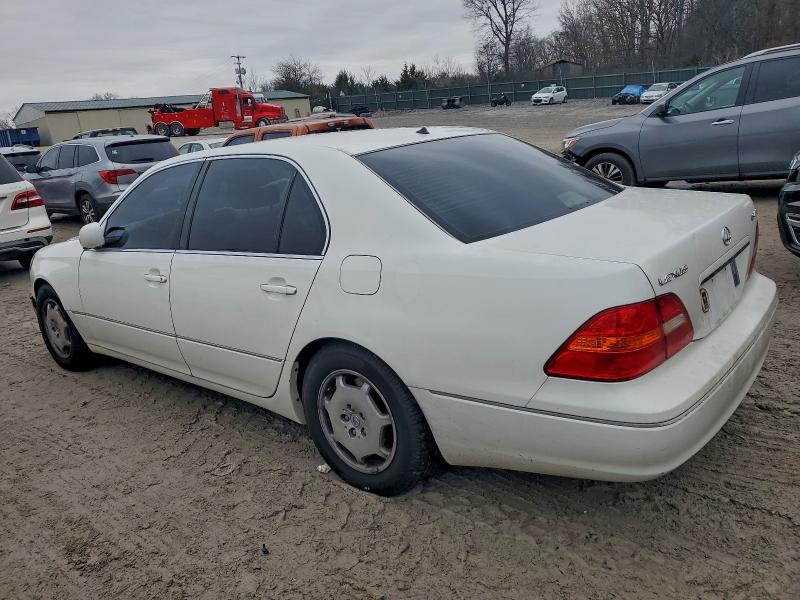 Photo 2 from auction – 2002 LEXUS LS 430 with VIN JTHBN30F320089581