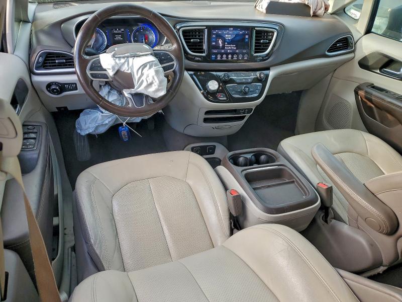 Photo 8 from auction – 2019 CHRYSLER PACIFICA T with VIN 2C4RC1BG3KR561770
