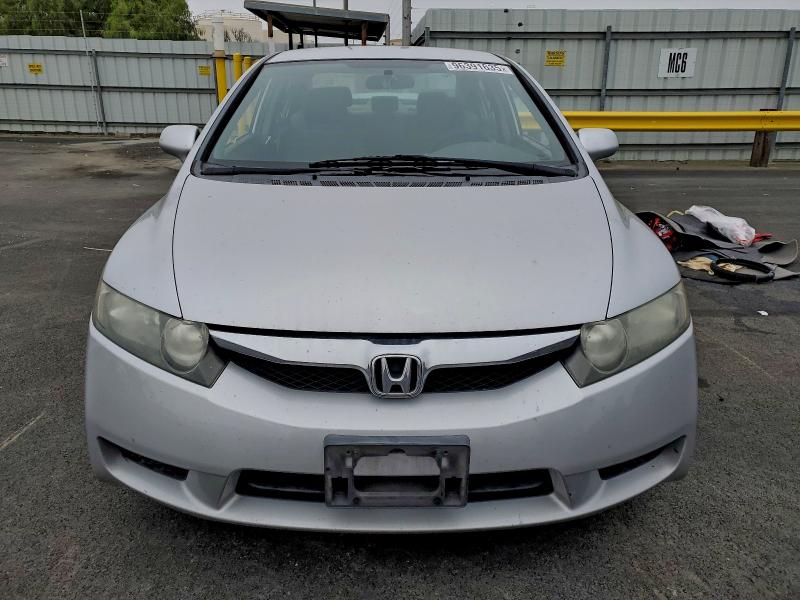 Photo 5 from auction – 2009 HONDA CIVIC LX with VIN 19XFA16569E049529