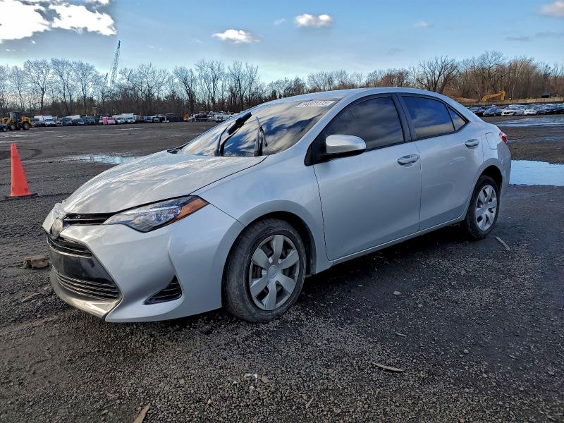 Zdjęcie 1 z aukcji – 2018 TOYOTA COROLLA z VIN 5YFBURHE8JP844912