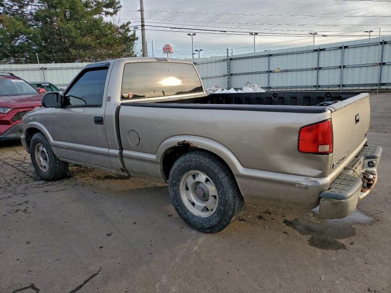 Photo 2 from auction – 1998 GMC SONOMA with VIN 1GTCS1446WK526415
