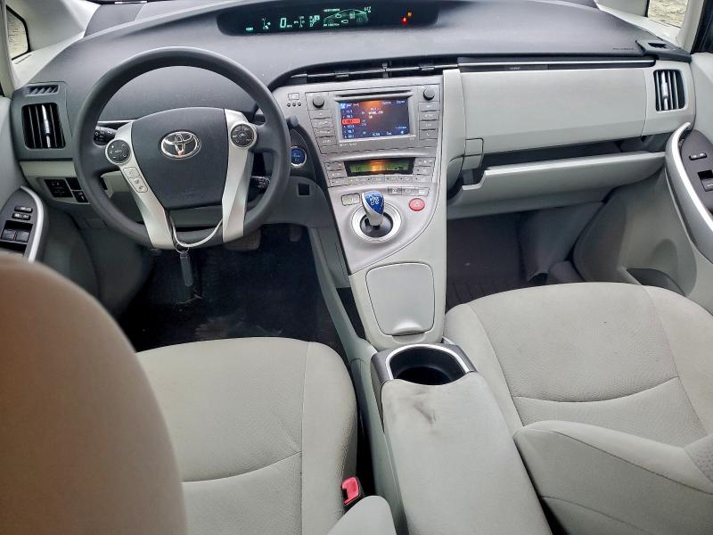 Photo 8 from auction – 2013 TOYOTA PRIUS with VIN JTDKN3DU3D5616938