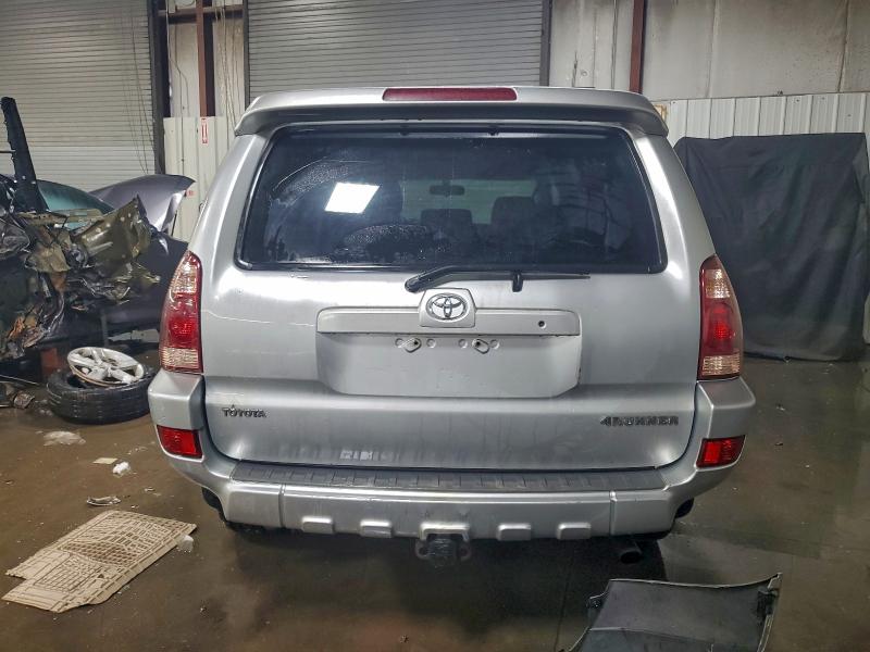 Photo 6 from auction – 2004 TOYOTA 4RUNNER SR with VIN JTEBU14R548016905