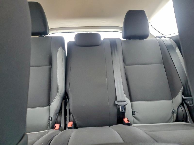 Photo 10 from auction – 2016 FORD ESCAPE S with VIN 1FMCU0F76GUA64046
