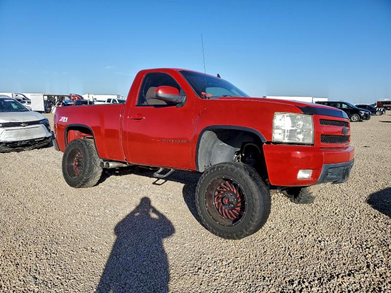 Photo 4 from auction – 2007 CHEVROLET SILVERADO with VIN 1GCEK14077Z652412
