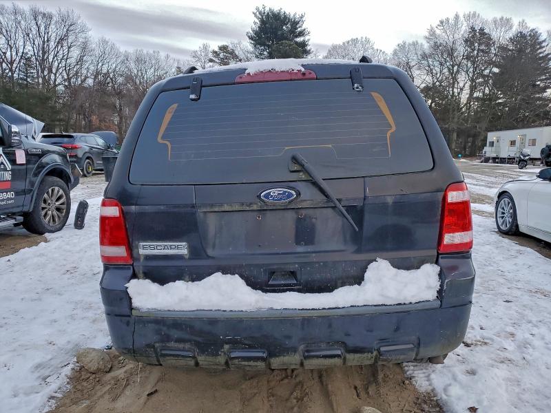 Photo 6 from auction – 2010 FORD ESCAPE with VIN 1FMCU0C7XAKB88618